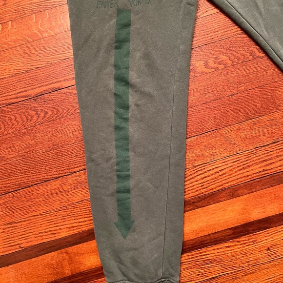 B.Wood men’s joggers Medium. Terri cloth interior. Made in the U.S - Picture 10 of 11